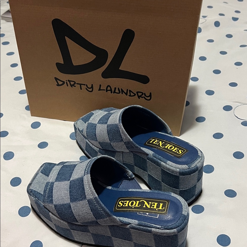 NEW! Never worn! Dirty Laundry Blue Checkered Platform Mules